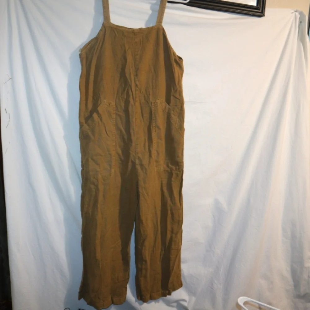 Universal Thread Tan Jumpsuit Overalls - Picture 4 of 11